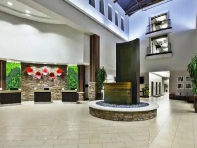 Hotel Embassy - Airport