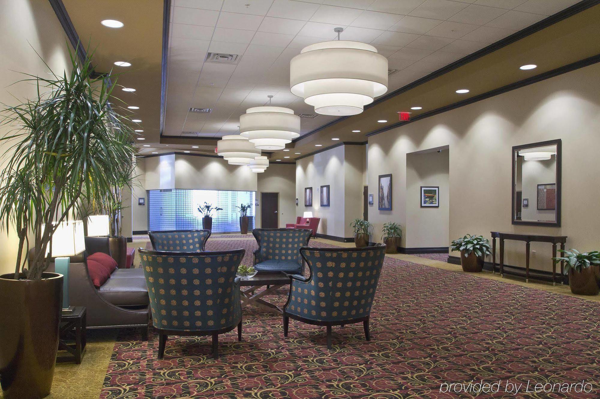 Hotel Embassy - Airport